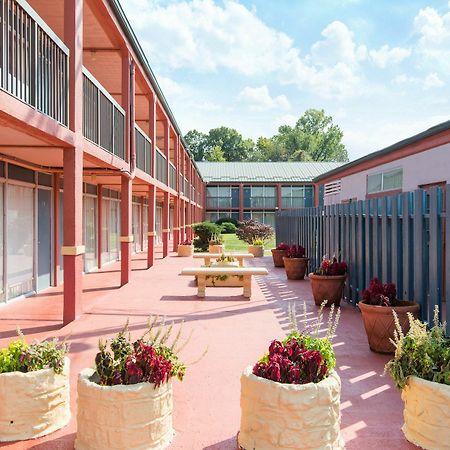 Americas Best Value Inn St. Joseph At I-29 Exterior foto