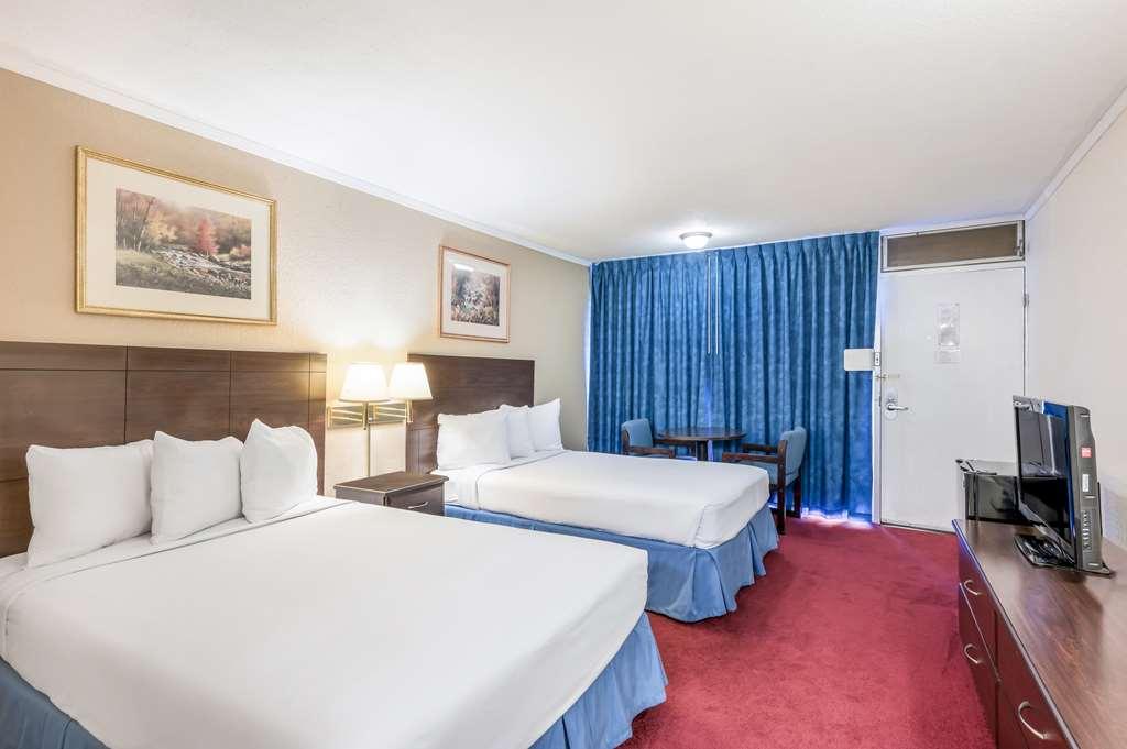 Americas Best Value Inn St. Joseph At I-29 Quarto foto