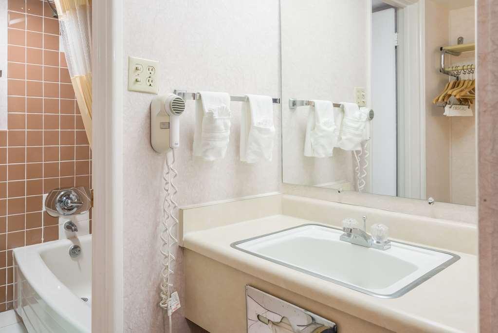 Americas Best Value Inn St. Joseph At I-29 Exterior foto