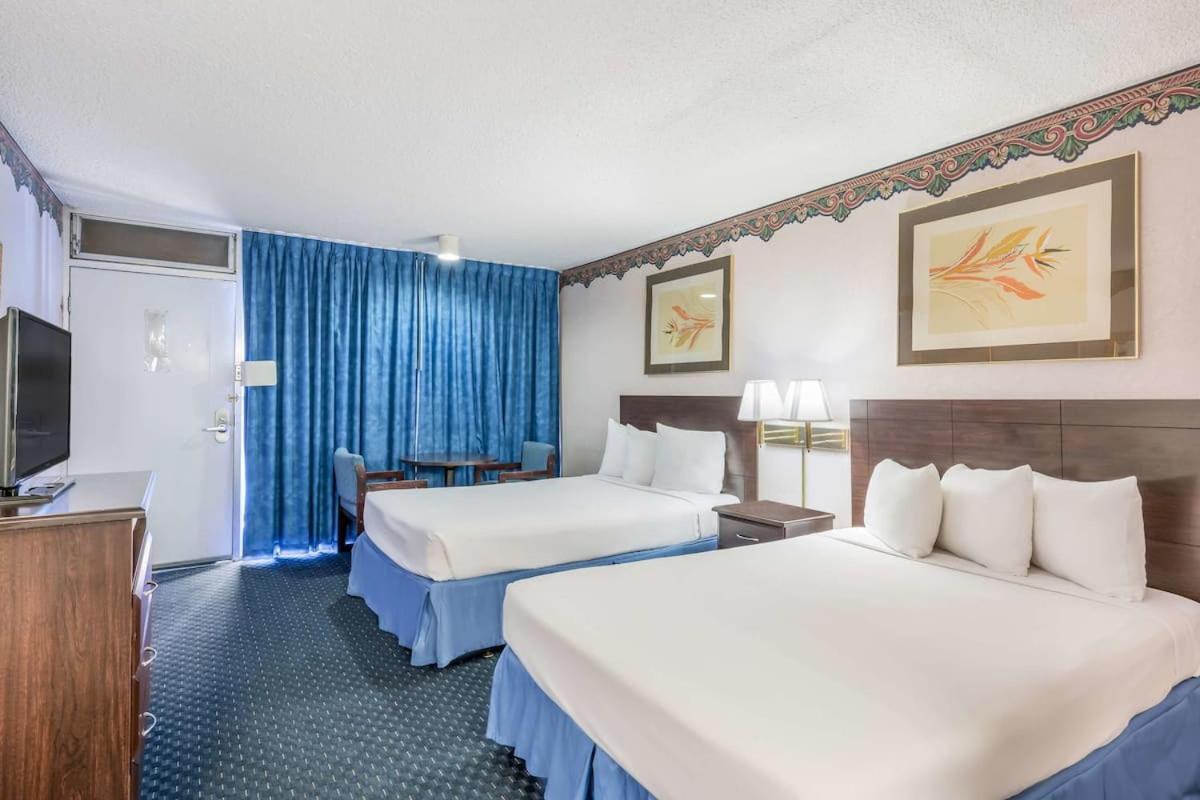 Americas Best Value Inn St. Joseph At I-29 Exterior foto
